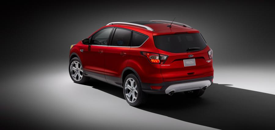  Ford Escape Titanium 2016 года  (фото 12 из 28)
